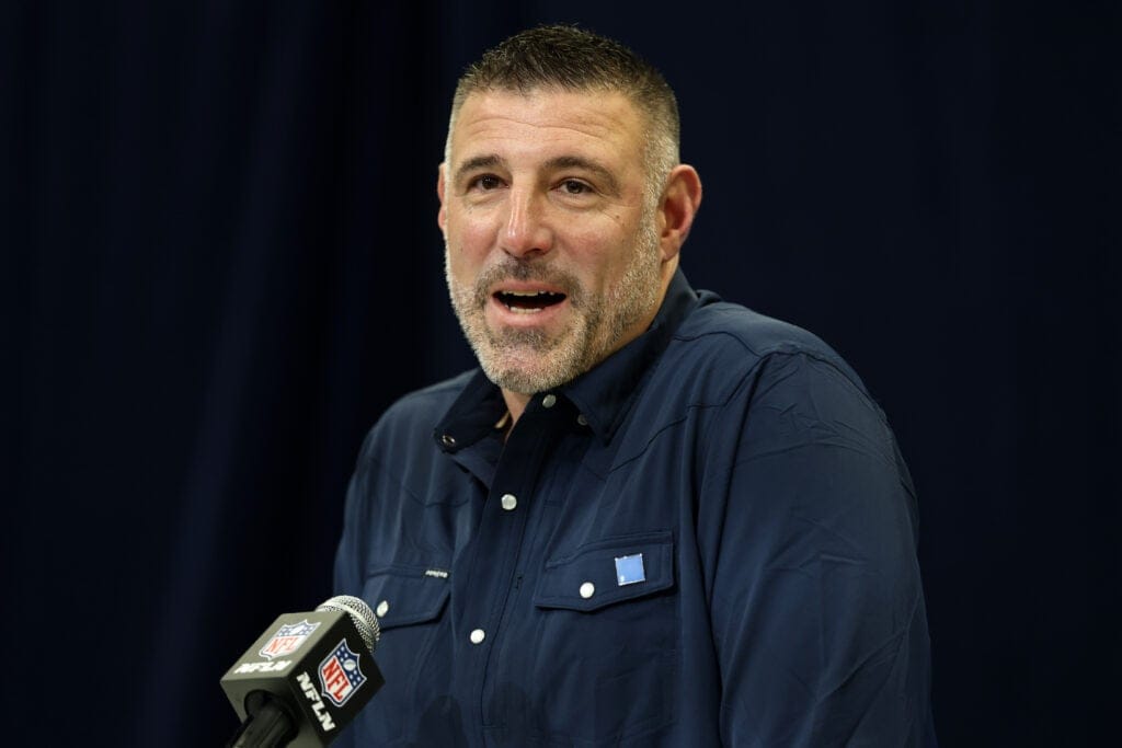 Titans&apos; Coach Mike Vrabel Discloses Shocking Opinions on NFL Draft&apos;s Offensive Tackles