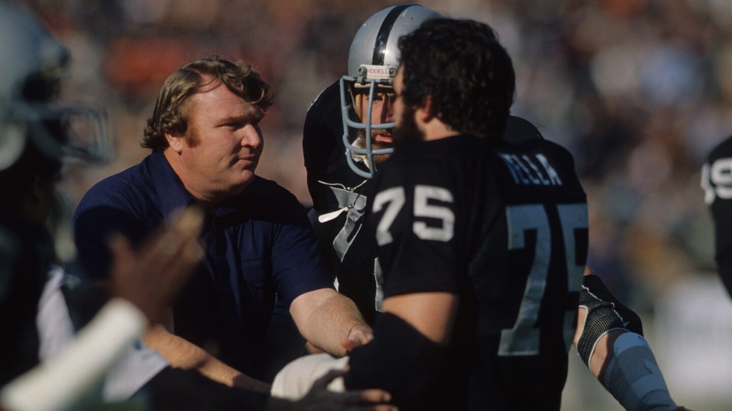 "Tragic Loss: Former NFL Star John Vella's Unexpected Passing Leaves a Legacy of Strength and Resilience"