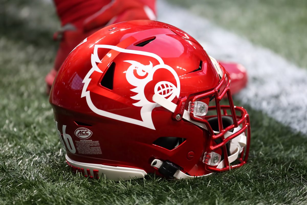 "Tragic Mystery: Former College Football Star Dies Unexpectedly at 27—What Really Happened?"