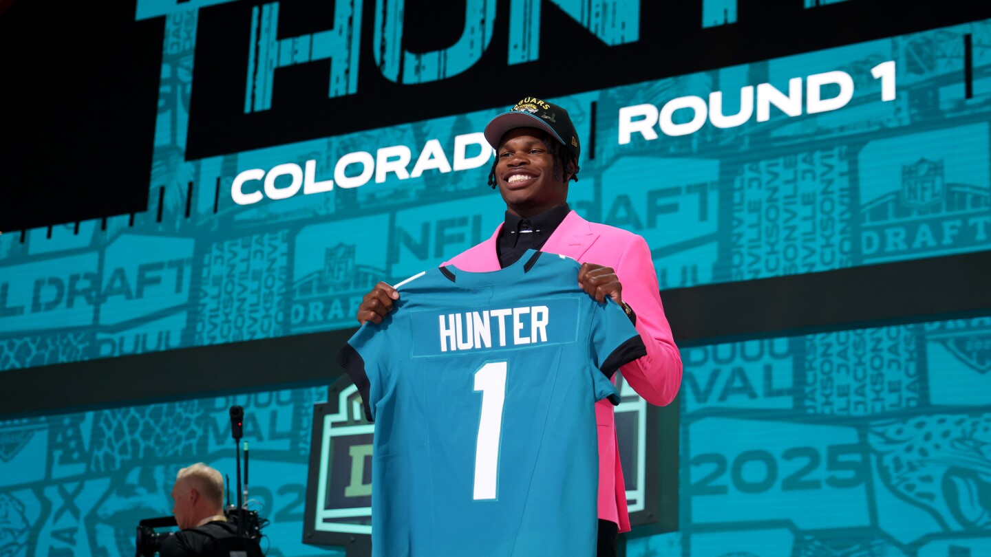 Travis Hunter: The Game-Changing Talent Set to Reshape College Football