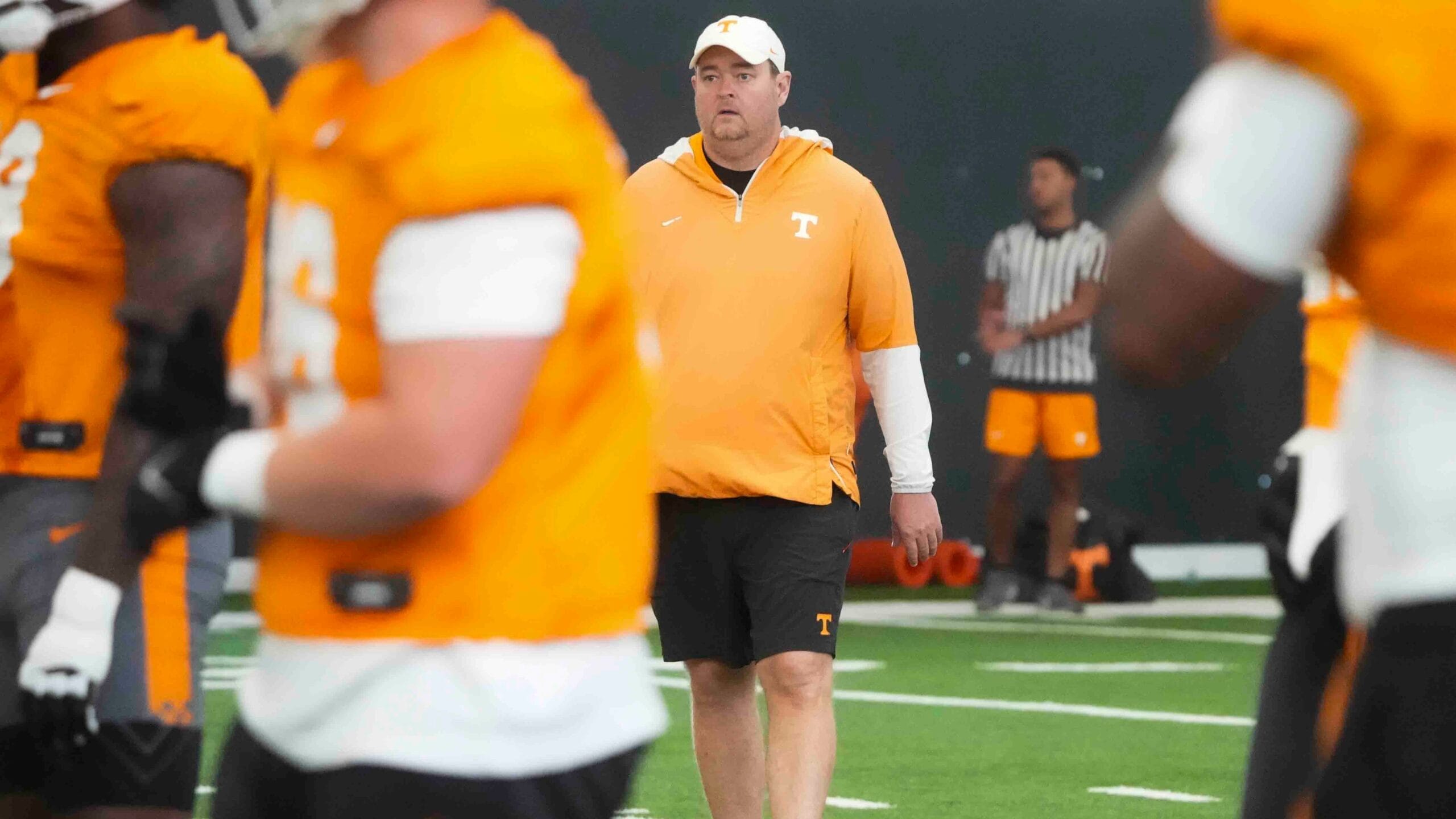 "Travis Smith Shines Bright in Tennessee Scrimmage: Is This Freshman the Game-Changer Heupel Needs?"