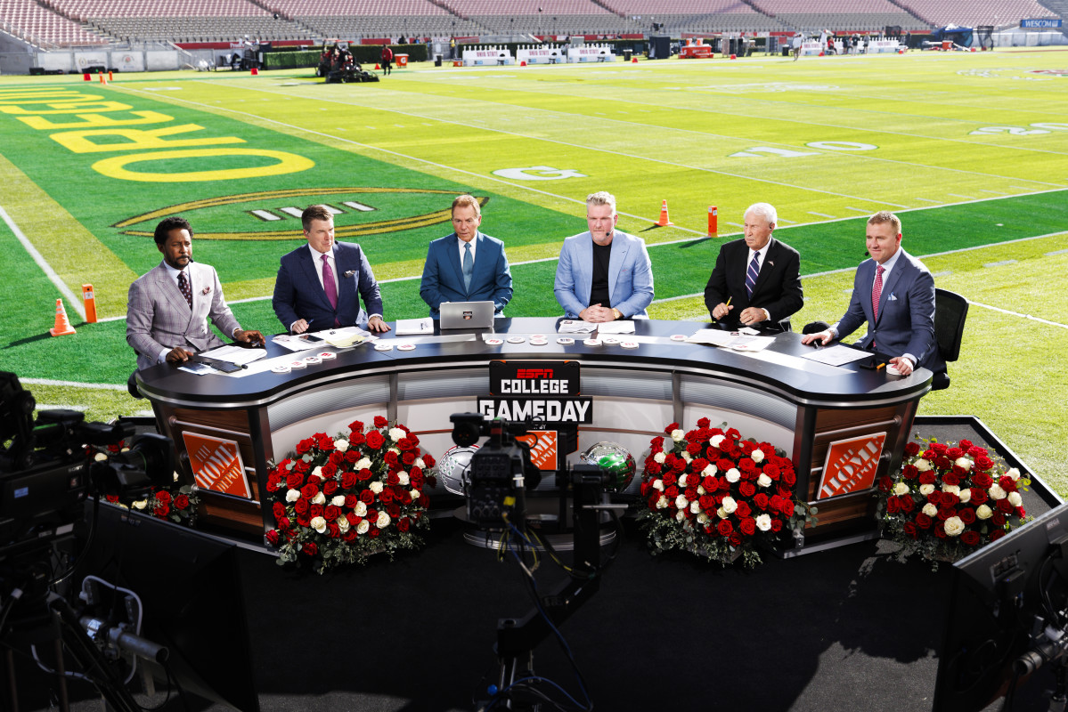Unbelievable Shakeups Rock Post-Spring College Football Top 25 — Who’s the New Contender?