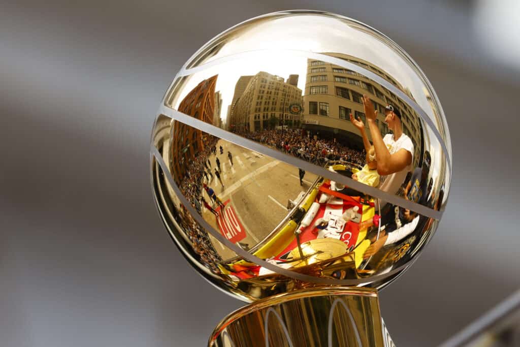 "Uncover the Dark Horse: Which Team is Poised to Shock the Favorites in This Year's NBA Title Race?"