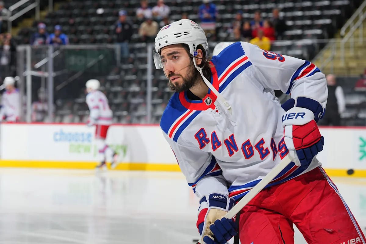 "Unlocking Hidden Gems: Surprising Fantasy Hockey Takeaways from the Thrilling 2024-25 NHL Season!"