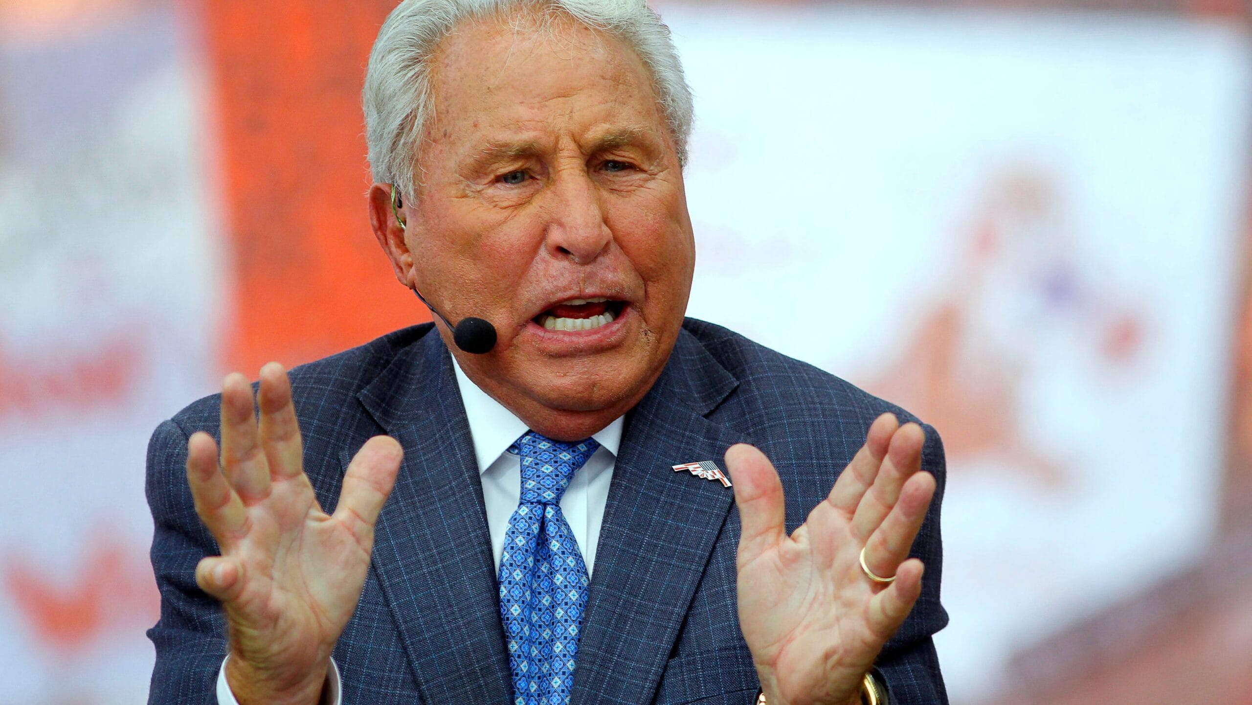 USC&apos;s Infamous Encounter with Lee Corso: A College Football Tale of Triumph and Tribulation