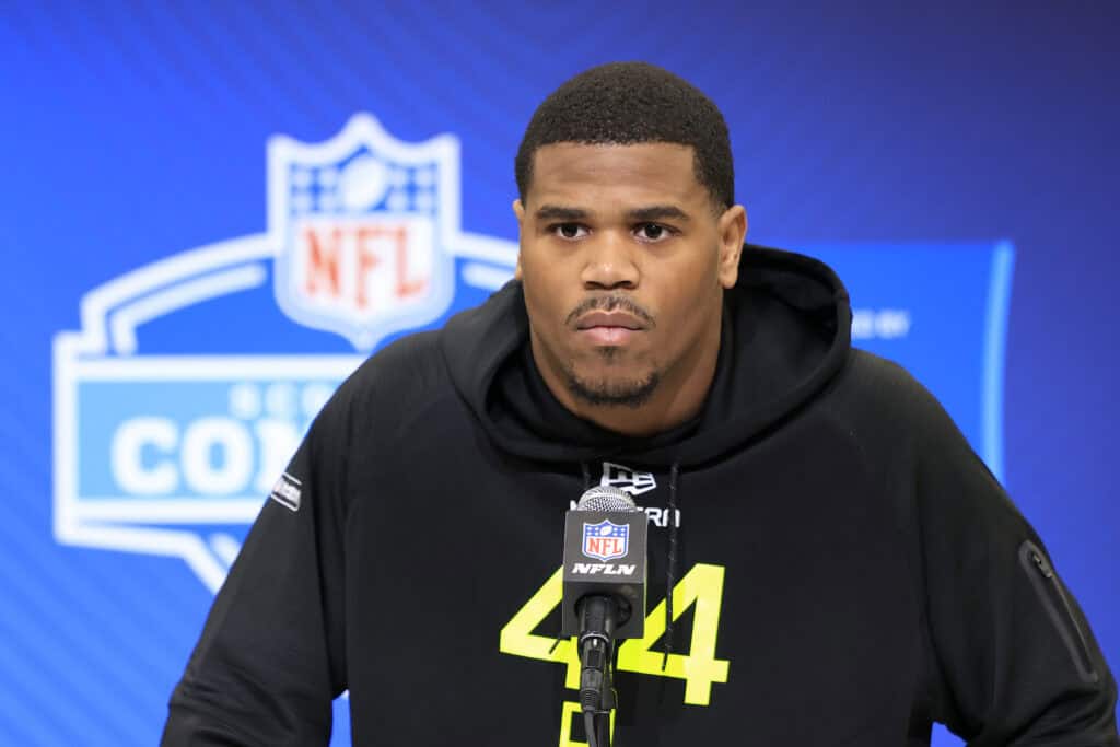 Abdul Carter’s Surprising Jersey Number Choice Revealed – Fans Are Buzzing!