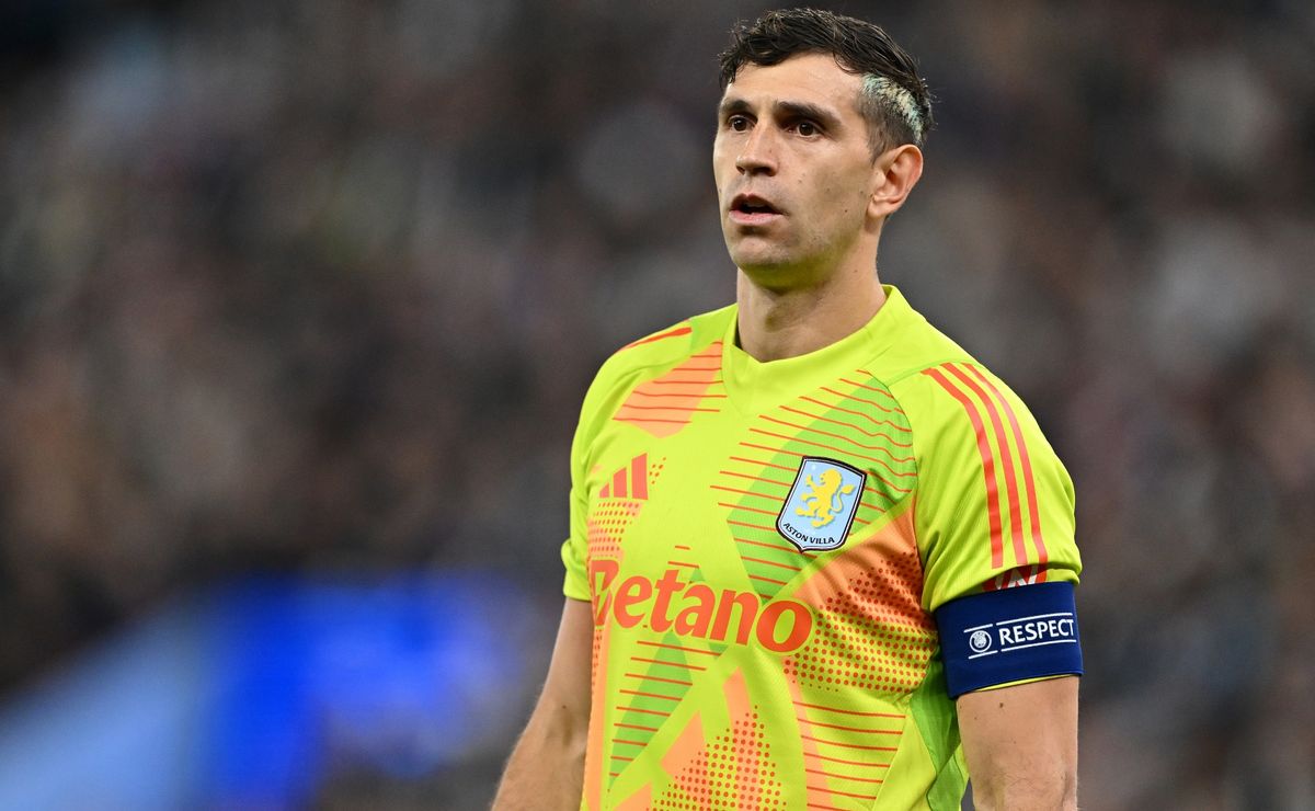 Aston Villa’s $70 Million Secret: Meet the Shocking New Keeper Set to Replace Dibu Martínez!