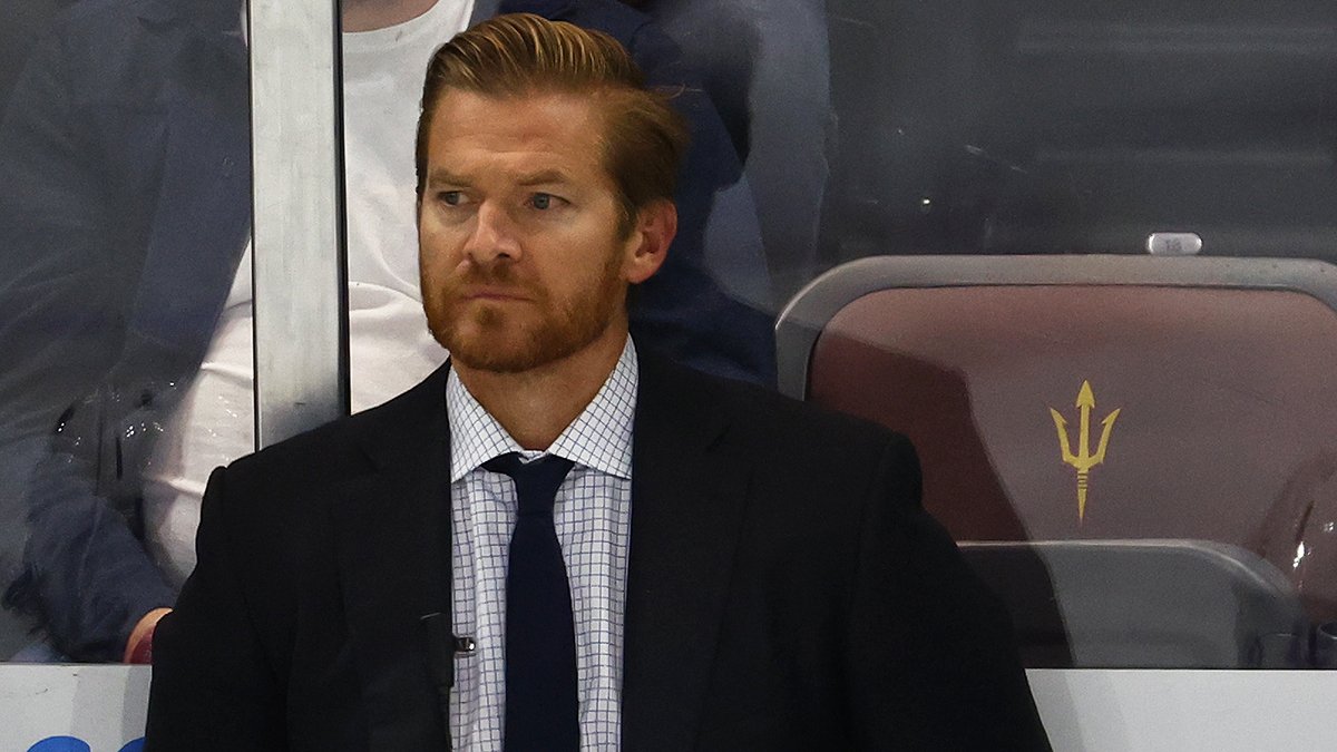 Could This Championship-Winning Assistant Be the Game-Changer the Flyers Desperately Need?
