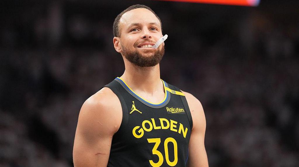 Curry’s Shocking Injury Overshadows Warriors’ Victory as Pacers Pull Off Stunning Upset Over Cavs