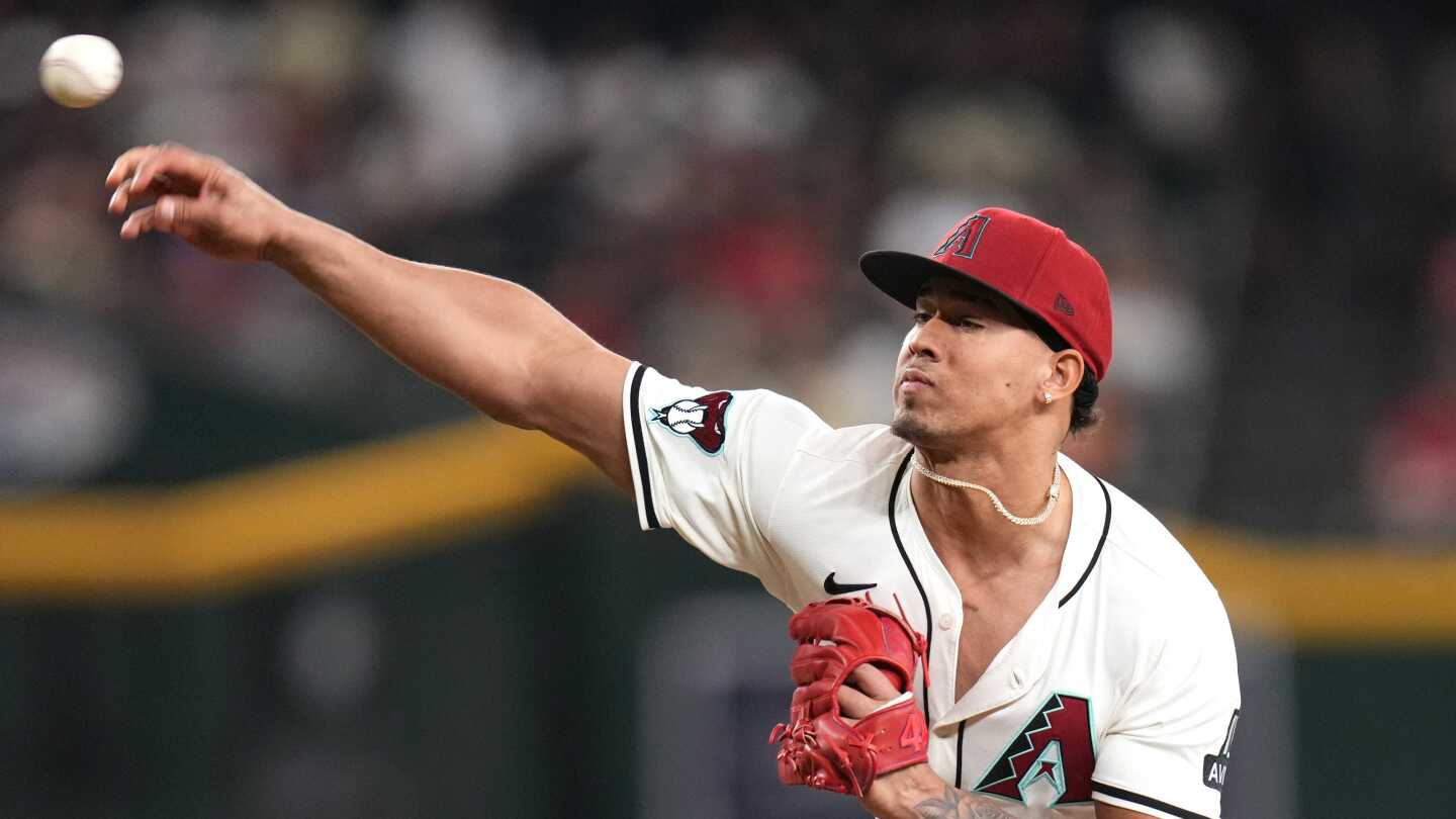 Diamondbacks’ Justin Martinez Faces Uncertain Future After Sudden Shoulder Injury Landing Him on 15-Day IL