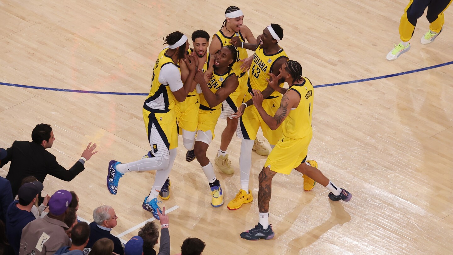Epic Last-Minute Surge: Pacers’ Heart-Stopping Shot Sends Game 1 Against Knicks into Overtime and Victory