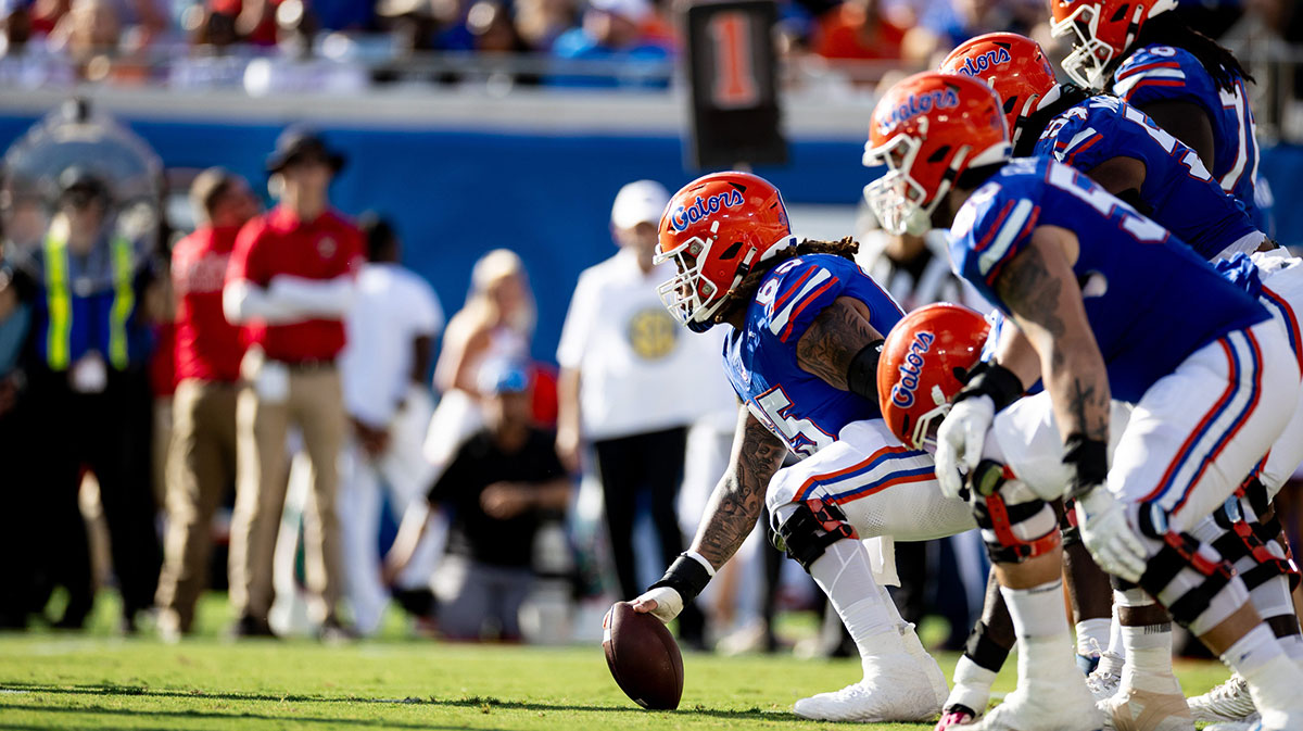 Florida Football Shocks Rival Powerhouses with Unstoppable 360-Pound Titan Signing