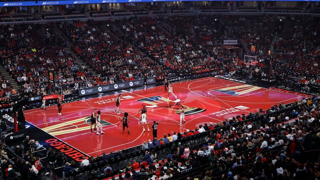 Illinois Basketball’s Surprise United Center Showdown: What’s Behind the Big Game Announcement?