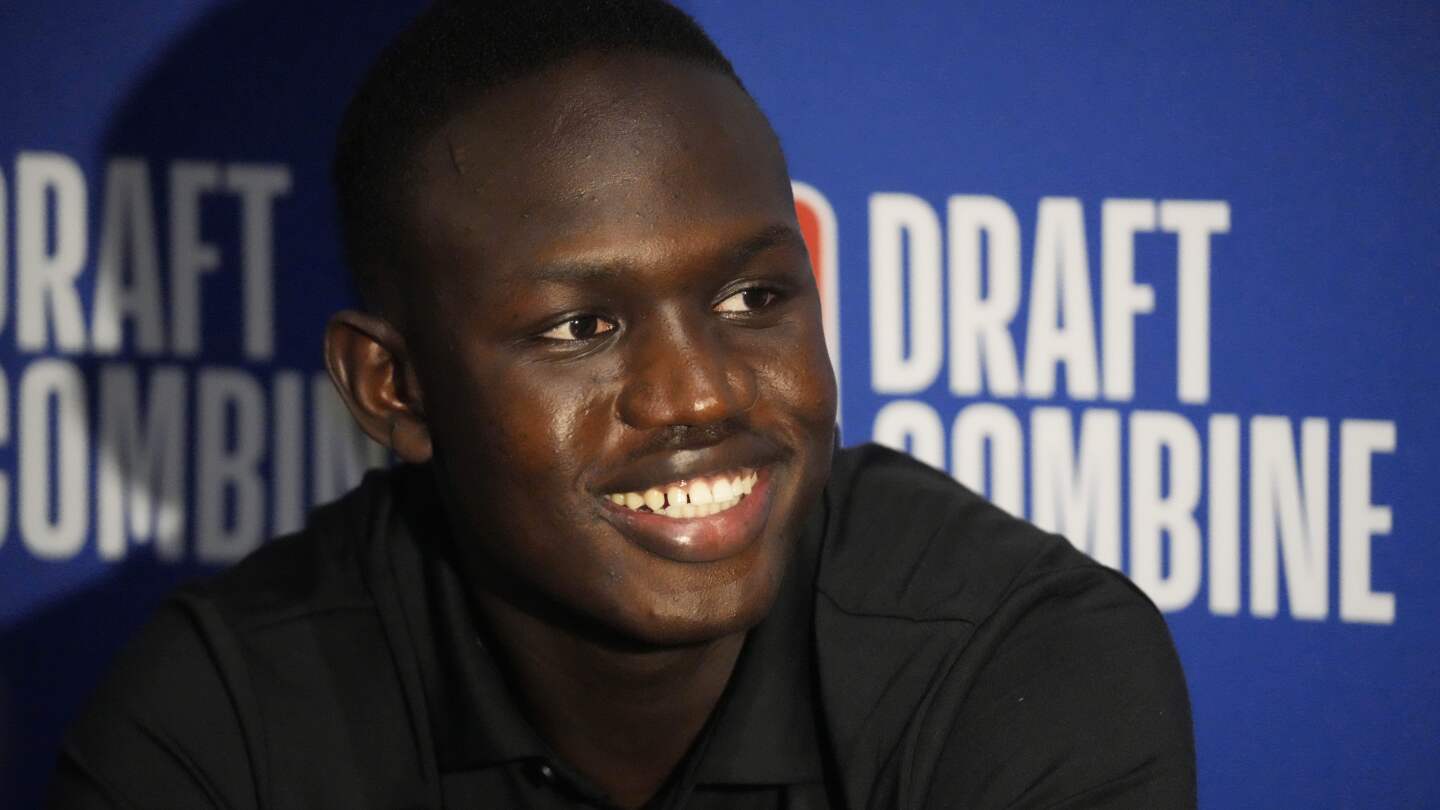Inside the Spurs’ Draft Strategy: Will They Shock the NBA by Holding Onto the No. 2 Pick in 2025?