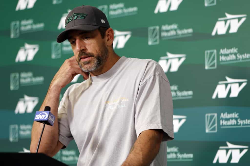 Insider’s Chilling Warning: What Aaron Rodgers Could Mean for the Steelers’ Future