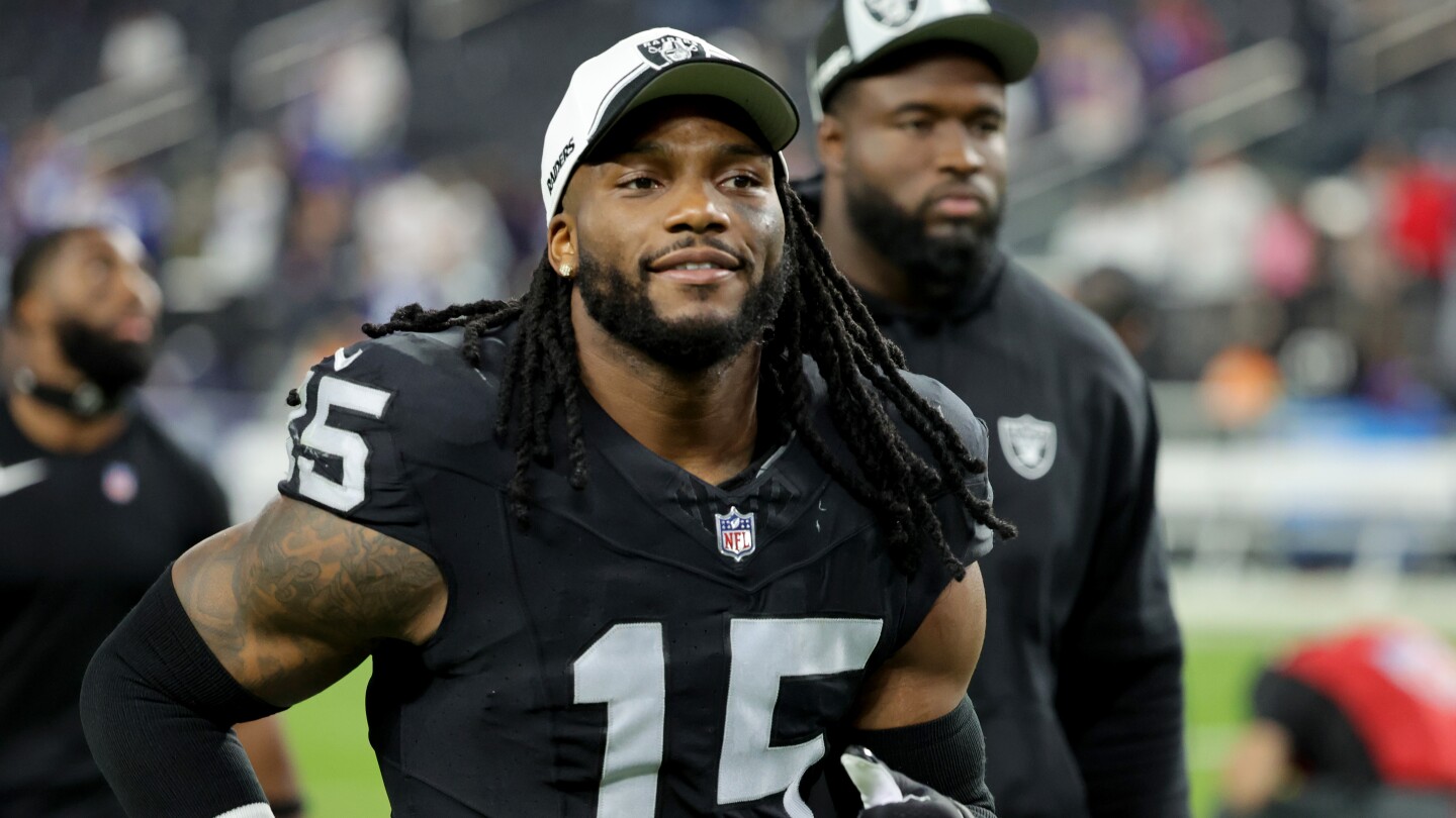 Jaylon Smith Surprises Fans with Unexpected Performance at Raiders’ Rookie Minicamp