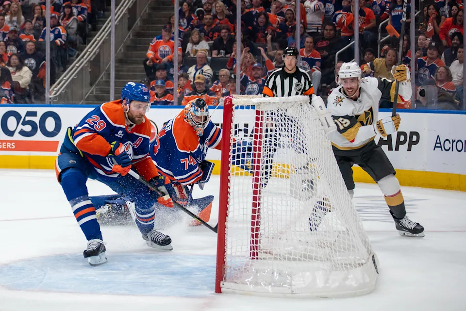 NHL Playoffs Shock: How a Last-Second Goal and Draisaitl’s Controversial Stick Sealed the Golden Knights’ Fate