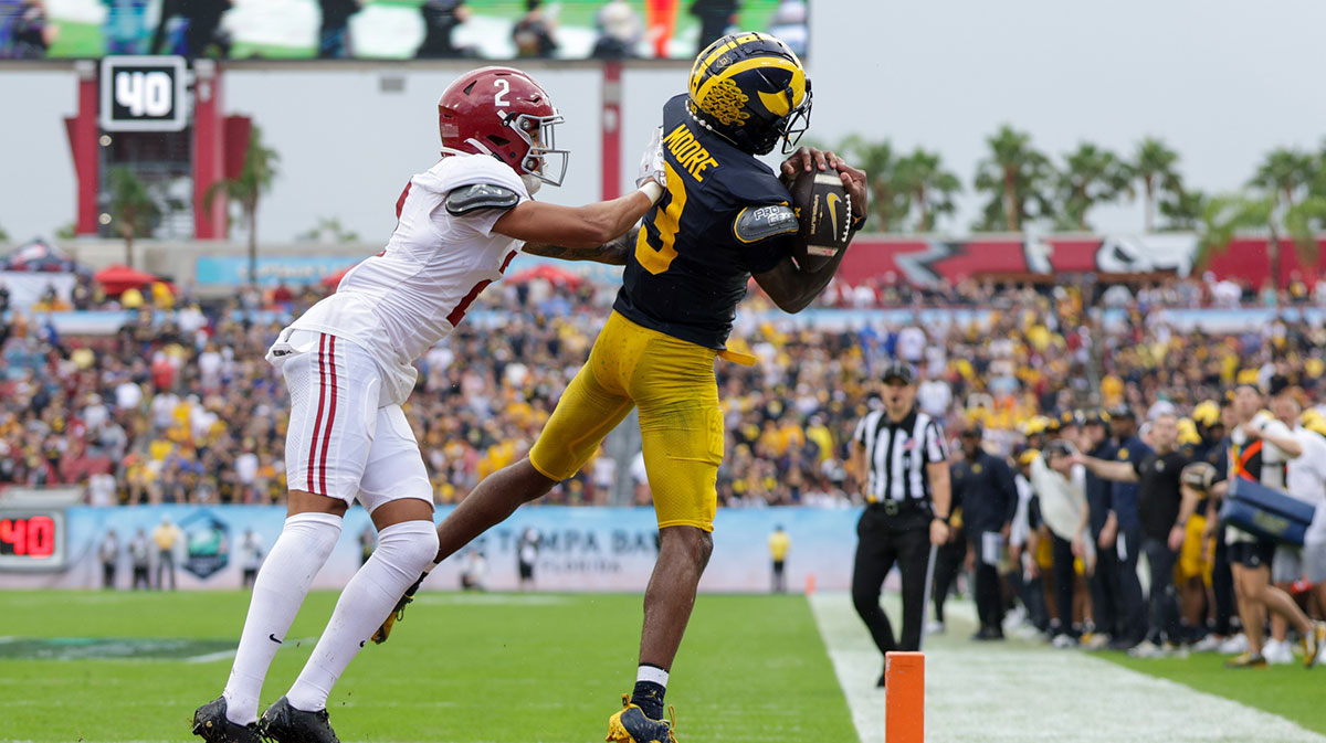 Ohio State Enters Fierce Battle with Michigan for 4-Star WR's Coveted Top 7 List—Who Will Win the Recruit?