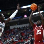 Oklahoma Transfer Duke Miles Shocks Fans by Choosing Vanderbilt—What This Means for Both Programs