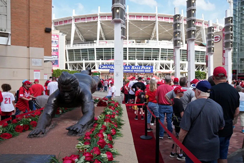 Reds Ignite the Night: What Pete Rose’s Return from MLB’s Shadows Means for Baseball’s Future