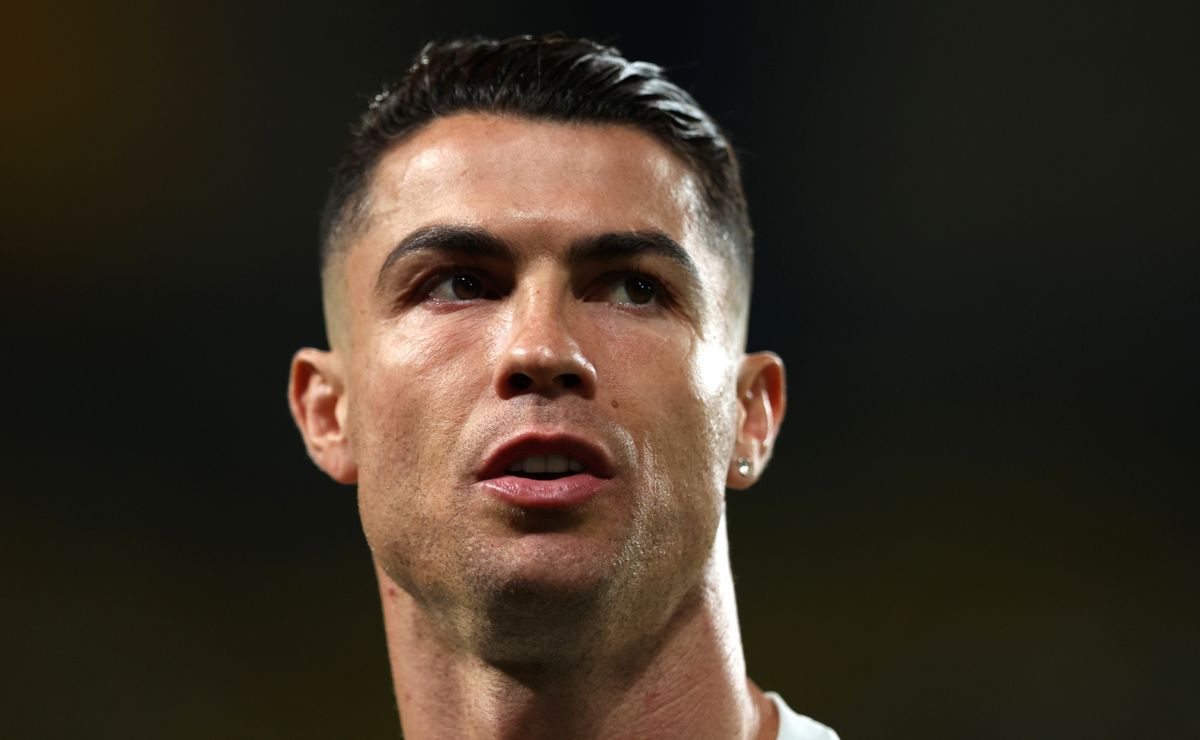 Ronaldo’s Cryptic 4-Word Tease Ignites Transfer Speculation