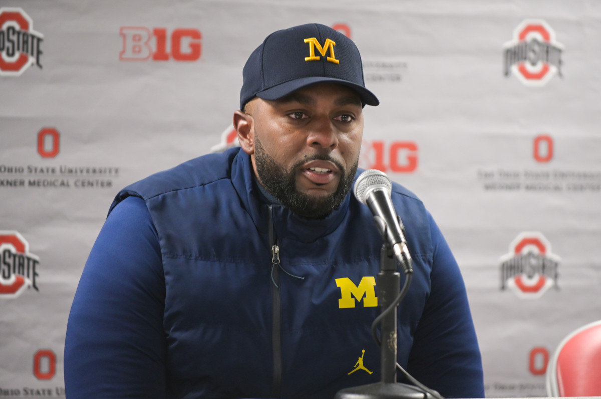 Shockwaves in College Football: What Michigan Coach Sherrone Moore’s Punishment Really Means