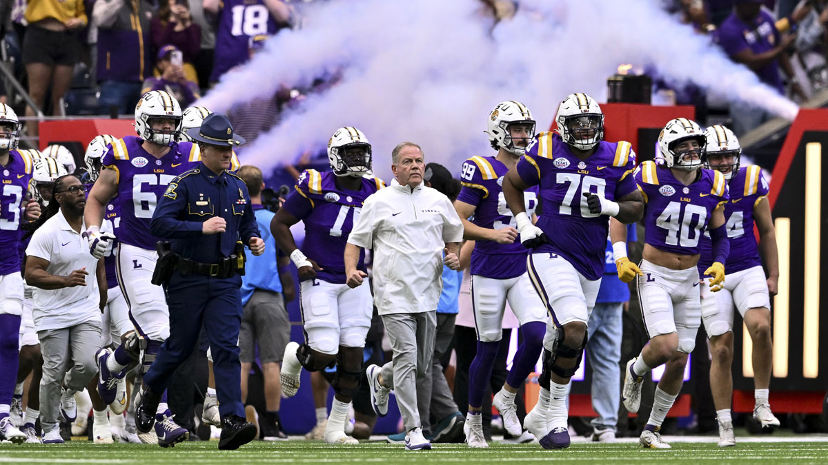 Shockwaves in Recruiting: LSU’s Top 4-Star Snubbed by College Football Playoff Powerhouse—Find Out Who Sealed the Deal!