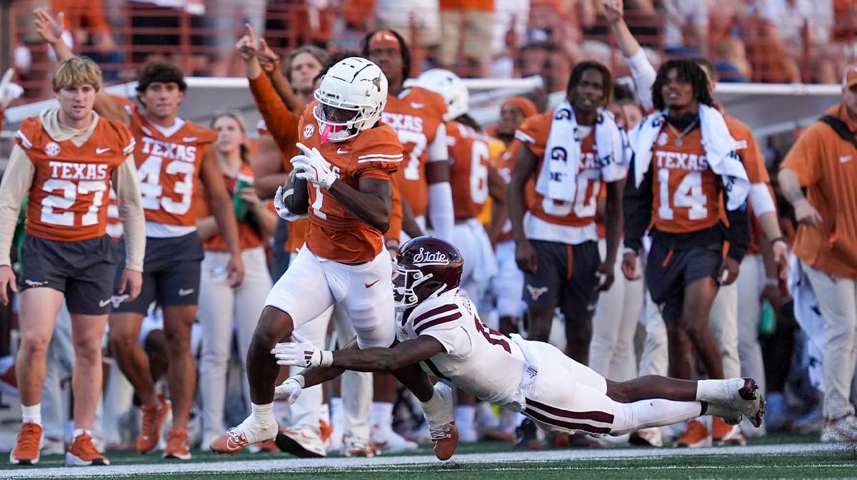 Syracuse Strikes Gold: Ex-Quinn Ewers Texas Star’s Transfer Portal Move Shakes Up College Football Landscape