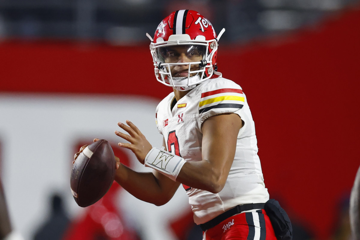 Taulia Tagovailoa’s Shocking Career Move Ignites Fierce Reactions Among Football Fans