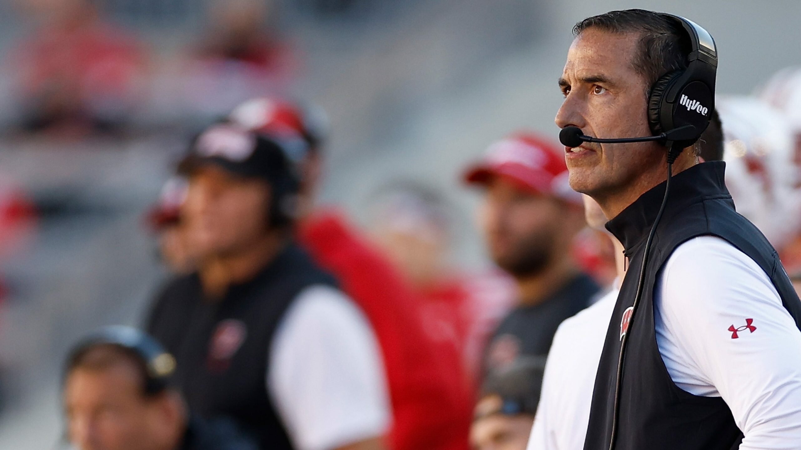 Wisconsin Emerges as Dark Horse in Fierce 2026 WR Recruiting Battle Against Big Ten and SEC Giants