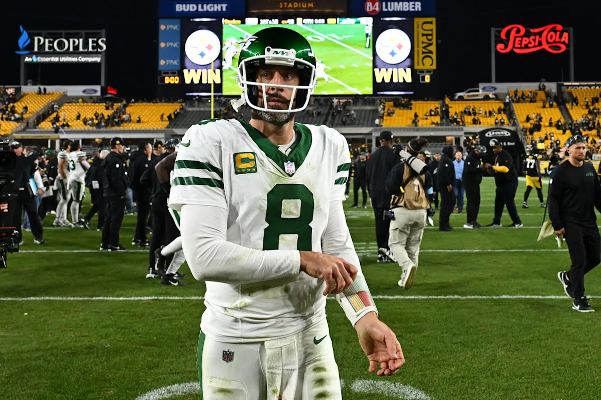 Aaron Rodgers' Shocking Steelers Move: Is This the Final Gamble That Will Redefine His Legacy and the Franchise's Future?