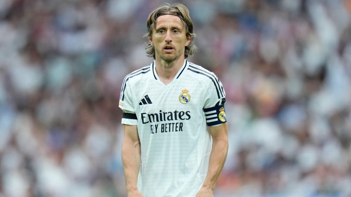 AC Milan Poised to Snatch Real Madrid Star Modric in Stunning Transfer Twist – Insider Details Emerge