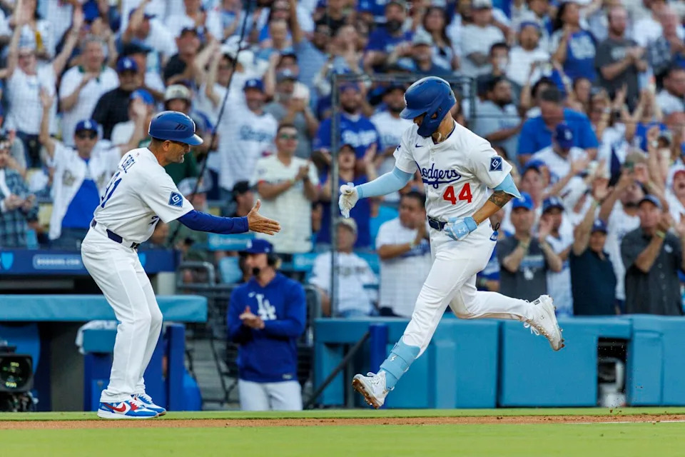 Andy Pages Ignites Dodgers’ Victory as Dave Roberts Erupts in Dramatic Padres Showdown