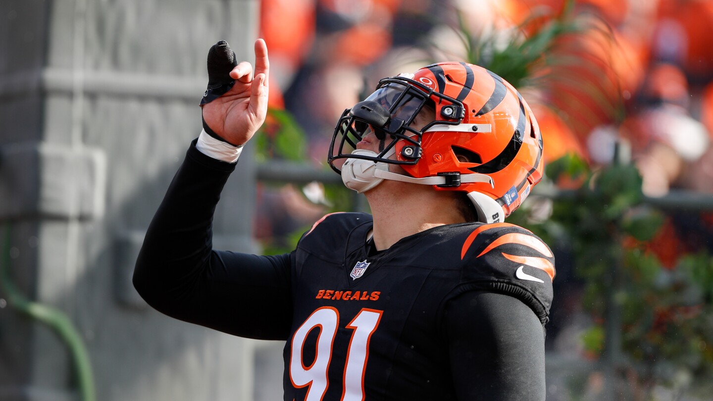 Bengals and Trey Hendrickson Restart Talks: Could a Blockbuster Contract Extension Be Near?
