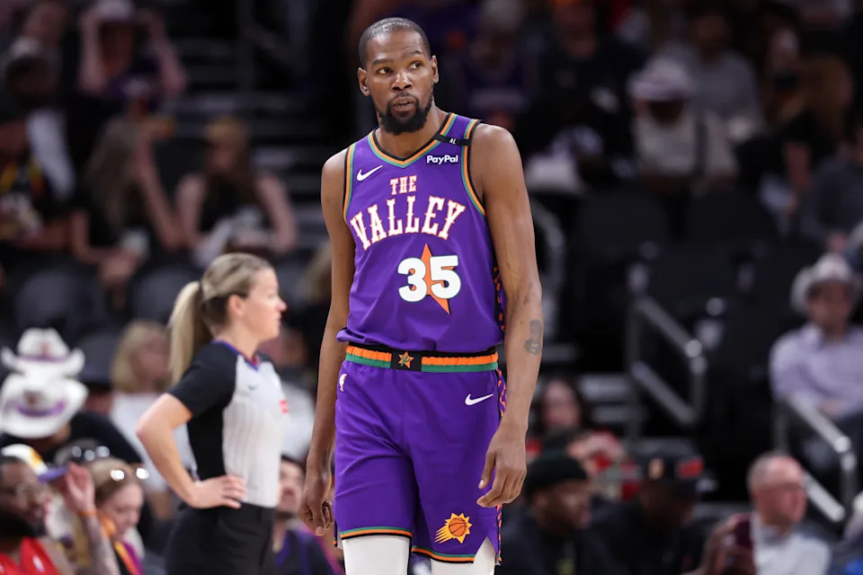 Kevin Durant’s Declining Game: The Hidden Challenge That Could Make or Break His Next Big Trade