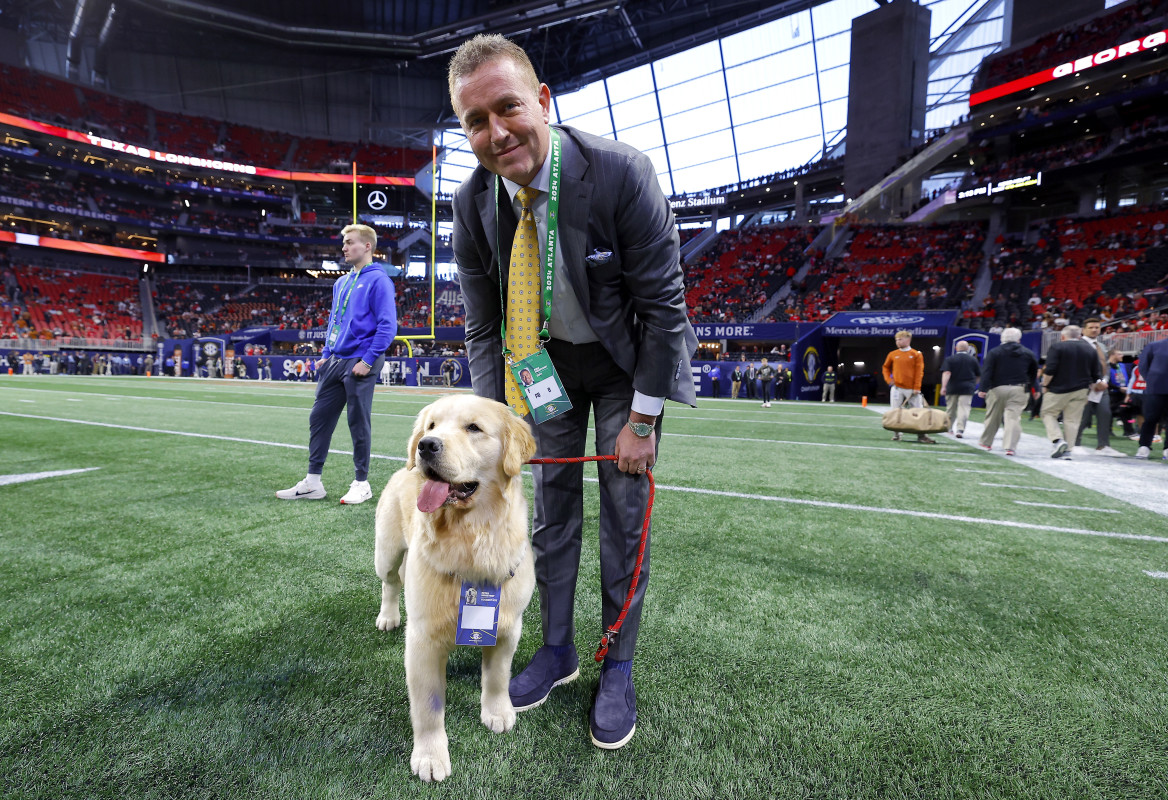 Kirk Herbstreit Drops Surprising Bombshell About Dog’s Role on College GameDay in 2025—Fans Can’t Believe What’s Next!