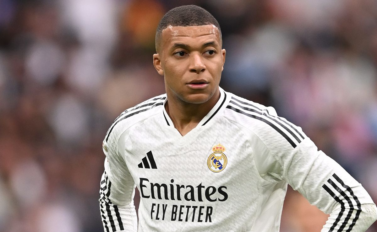 Kylian Mbappe Drops Shocking Ballon d’Or Favorite—You Won’t Believe Who He Chose Between Yamal and Dembele!