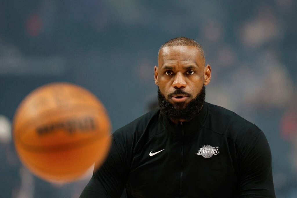 LeBron James Sparks Retirement Speculation: What’s Behind His Mysterious Latest Post?