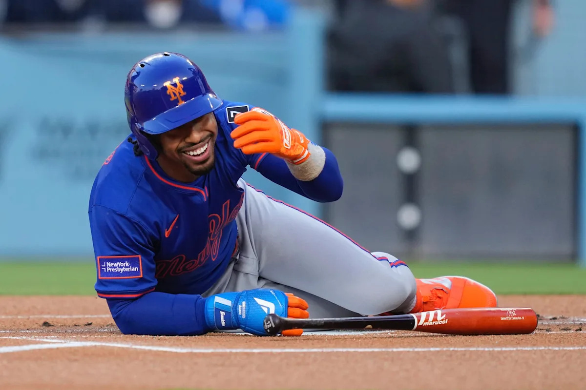 Mets' Francisco Lindor Faces Unexpected Injury: Fractured Pinky Toe Sparks Questions About His Playing Future