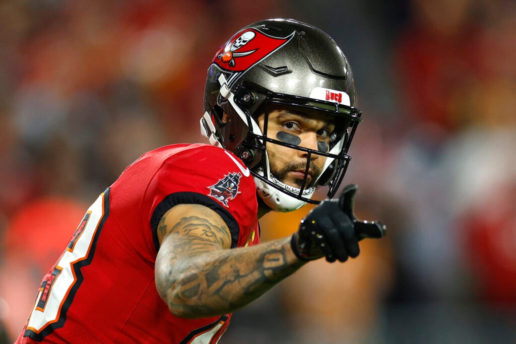 Mike Evans Drops Shocking Truth About Bucs’ Wide Receiver Crew—Fans Won’t Believe What He Said!