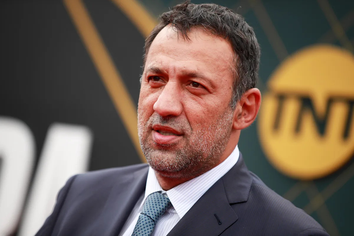 NBA Legend Vlade Divac’s Shocking Motorcycle Accident Leads to Emergency Hip Surgery—What Happened Next?