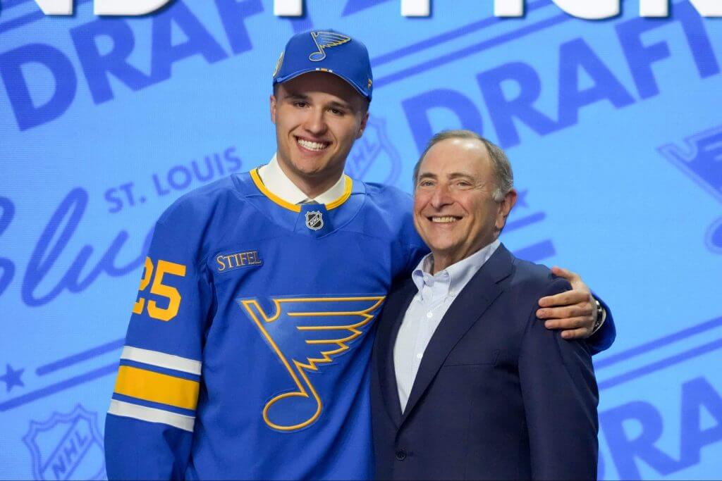 NHL Draft 2025 Shockers: Islanders Stun Experts, Maple Leafs’ Shocking Miss Leaves Fans Reeling