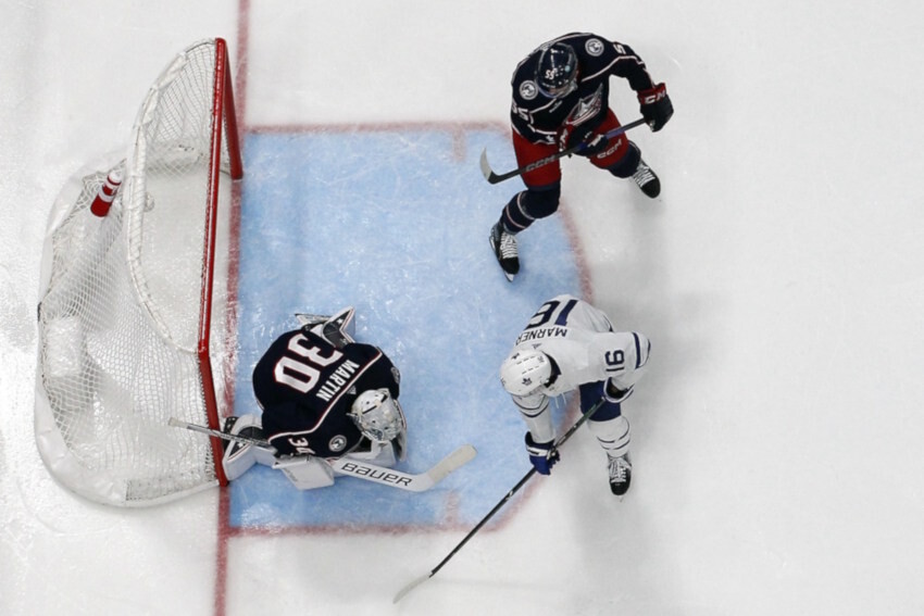 NHL Shockwaves: Mitch Marner and Jonathan Toews at the Center of Stunning Trade Speculations!