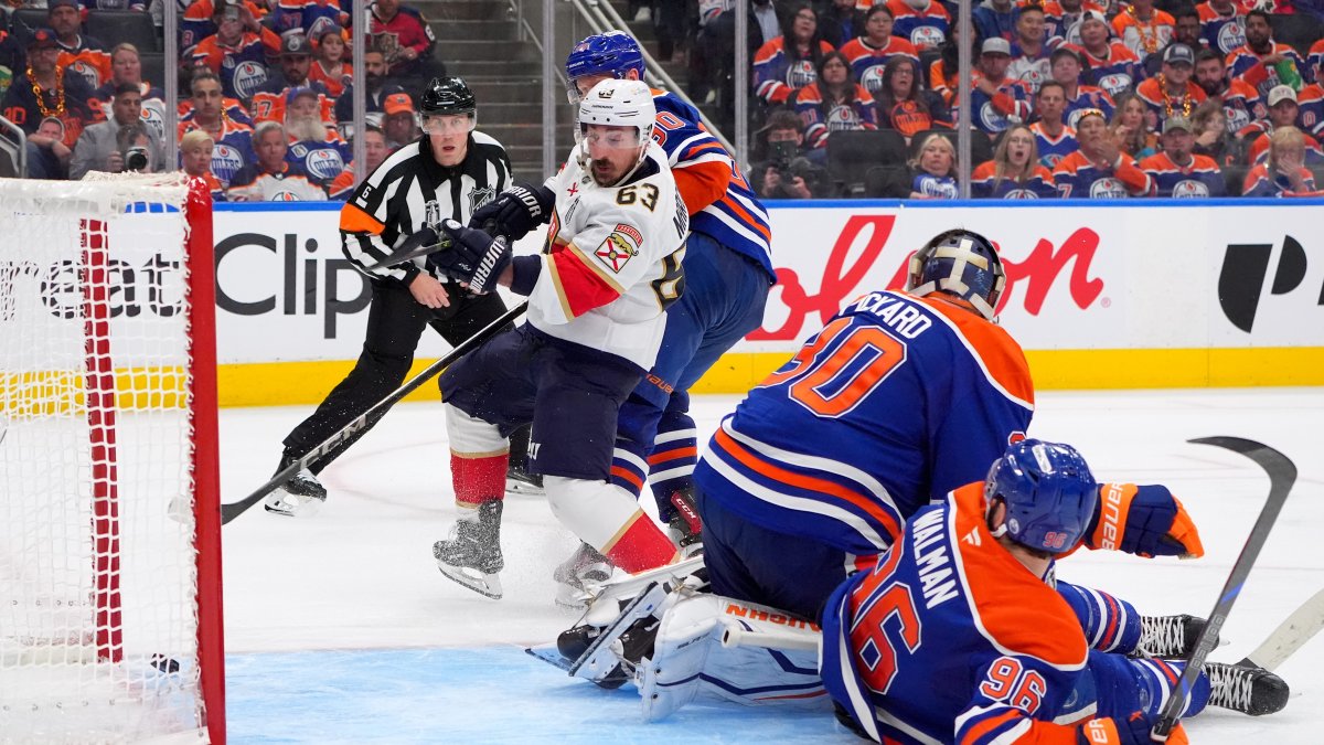 Panthers Roar Back with 5-2 Triumph Over Oilers—Are They Poised for a Historic Repeat?