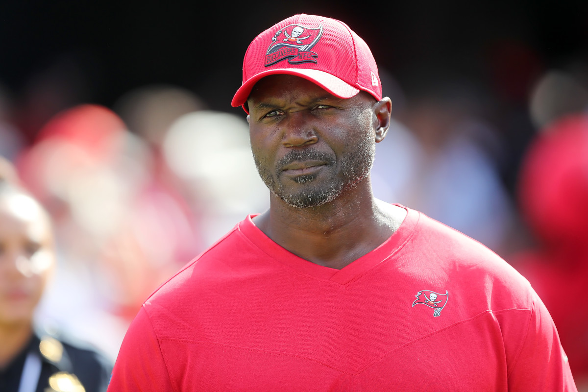 Shocking NFC Contender Emerges as Top Destination for Bill Belichick, Insiders Reveal