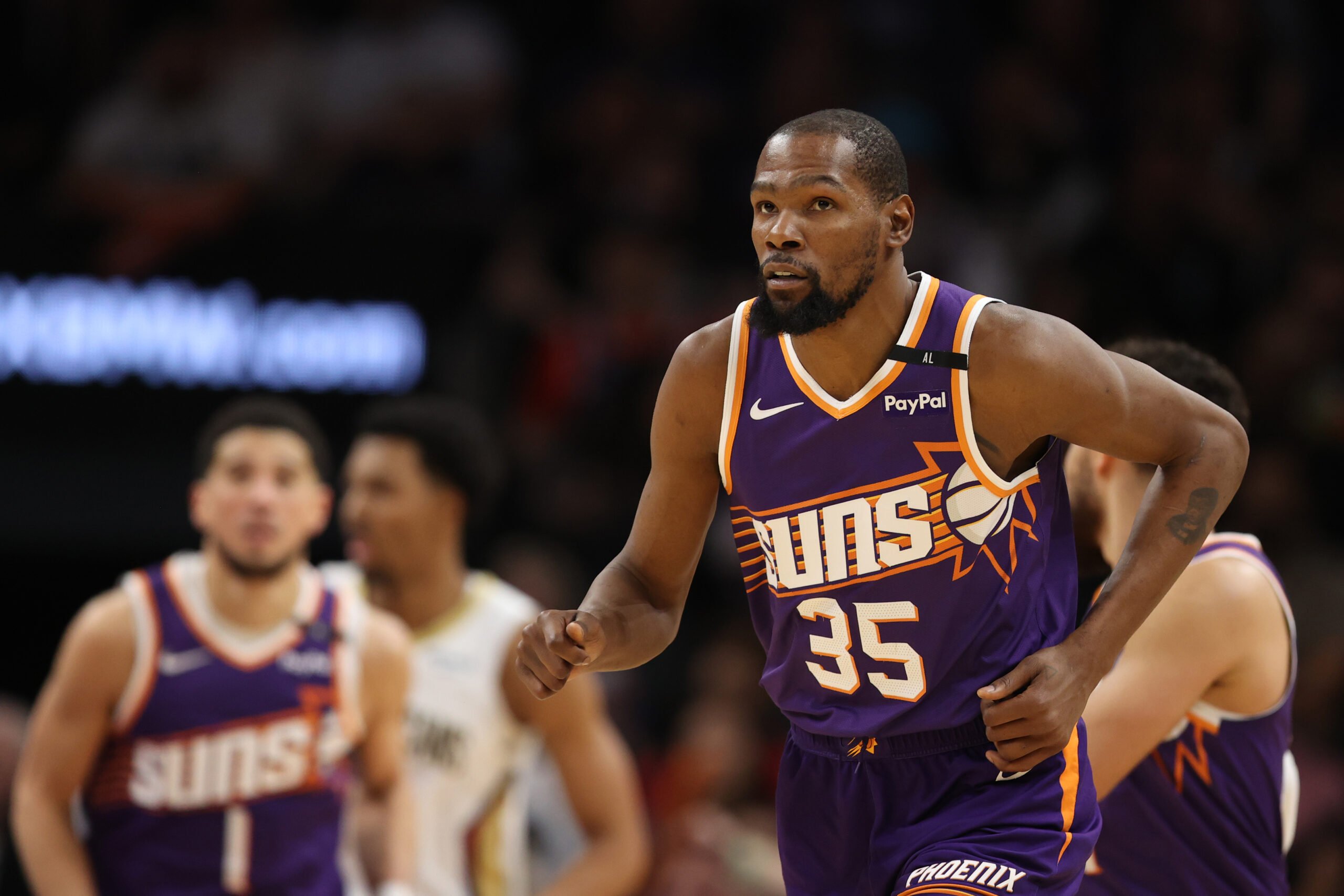 Shocking Shift in Kevin Durant Betting Odds: Who’s Suddenly Leading the Race?