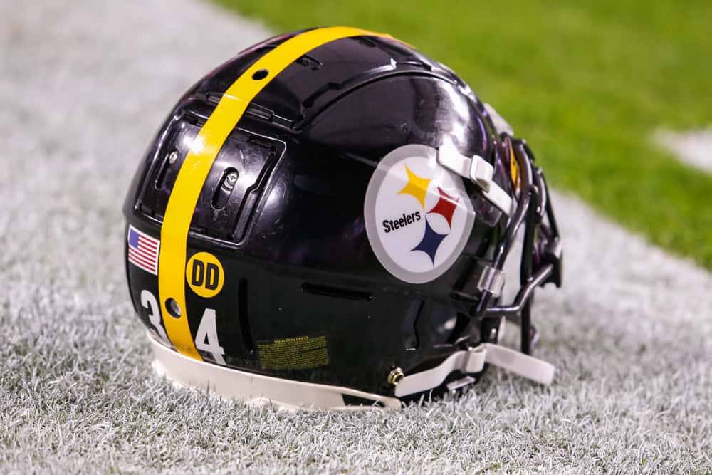 Steelers Face Shocking Setback as Star Player Suffers Mysterious Injury During OTAs