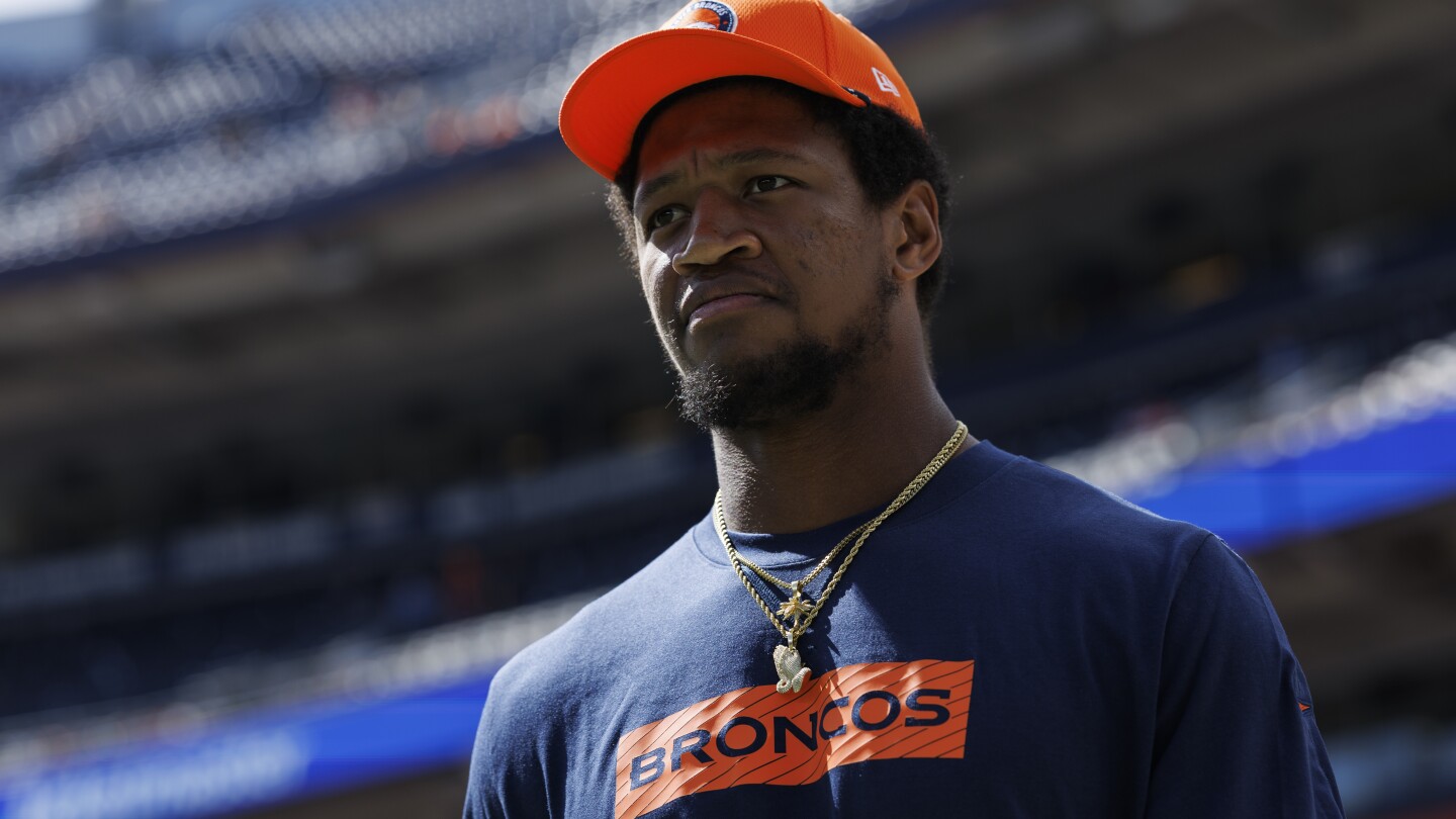 Steelers’ Playoff Hopes Jeopardized as Star TE Donald Parham Jr. Suffers Devastating ACL Tear