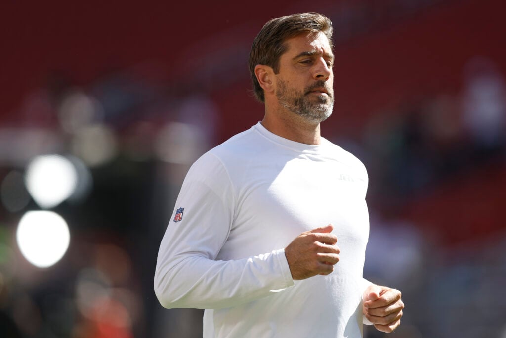 Steelers Reveal Shocking New Jersey Number for Aaron Rodgers in 2025—What It Means for the Team's Future!