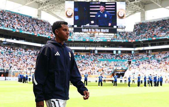 The Mysterious Striker Arsenal Desperately Needs: Rodrygo, Sesko, or Gyokeres?